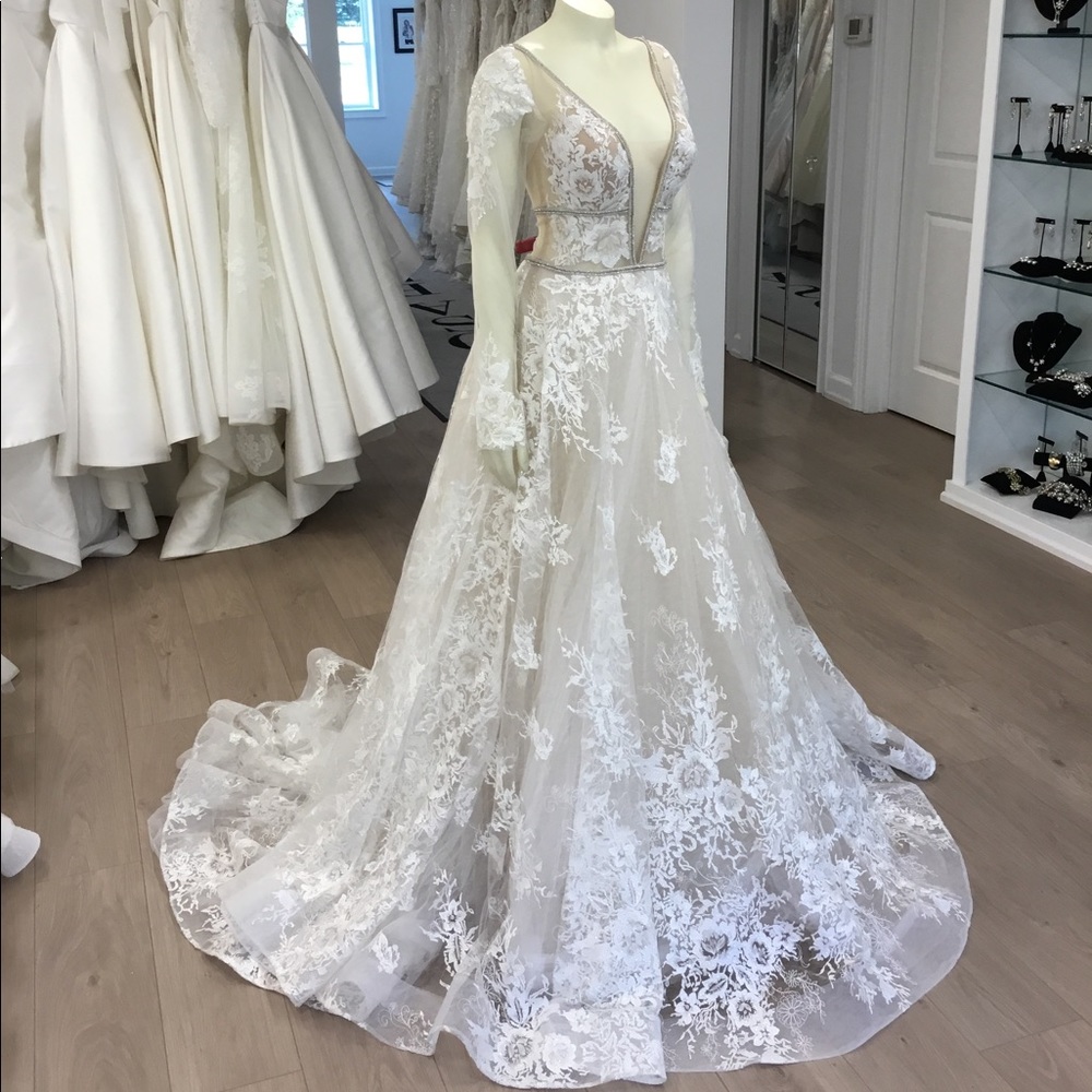 SAMPLE SALE! Michal Medina: Bella